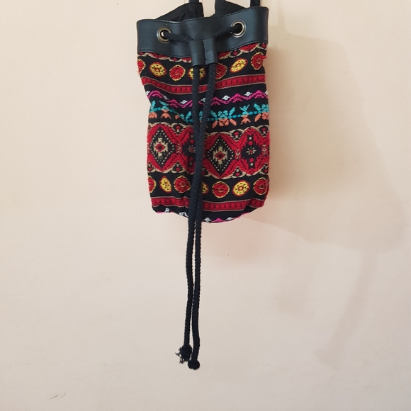 Bucket bag - Picture 3 of 8